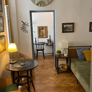 Downtown Lair Budapešť